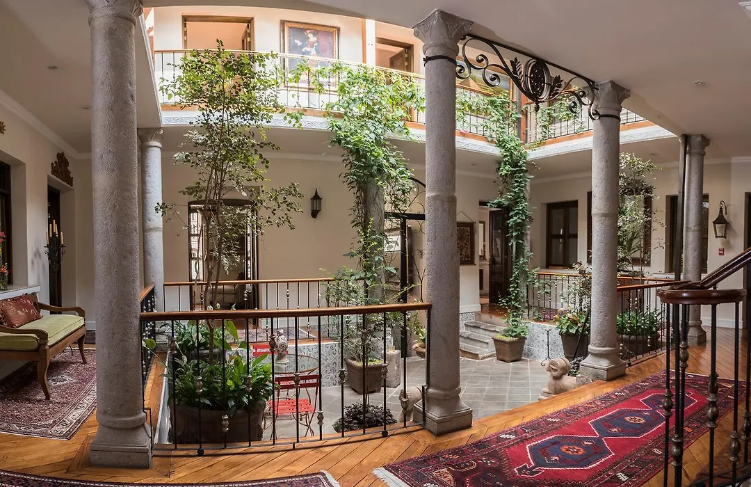 Villa Colonna-1